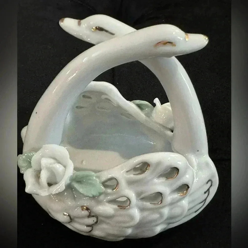 Vintage Swan Basket Cottagecore Ceramic Decor Grannycore Trinket 90’s Birds - Picture 2 of 11
